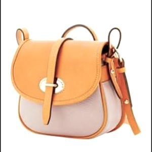 Dooney & Bourke Cristina.